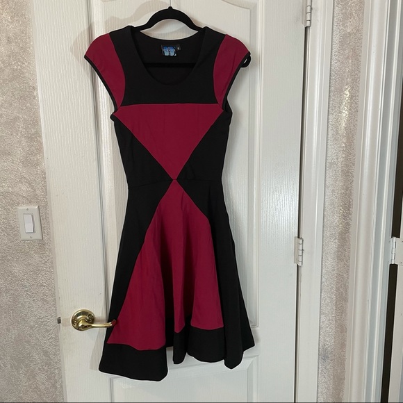 Elhoffer design black widow sigil dress small - Picture 4 of 4